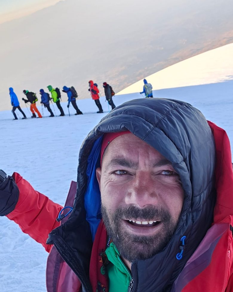 mount-ararat-trekking-tour-in-turkey-banner-a-1-6